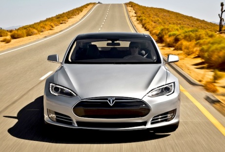 Tesla-Model-S-USA-April-2013.-Picture-courtesy-of-Motor-Trend.jpg